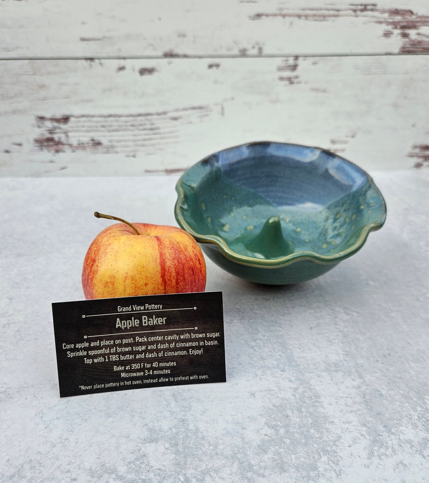 Apple / Onion Baker | Green-Blue