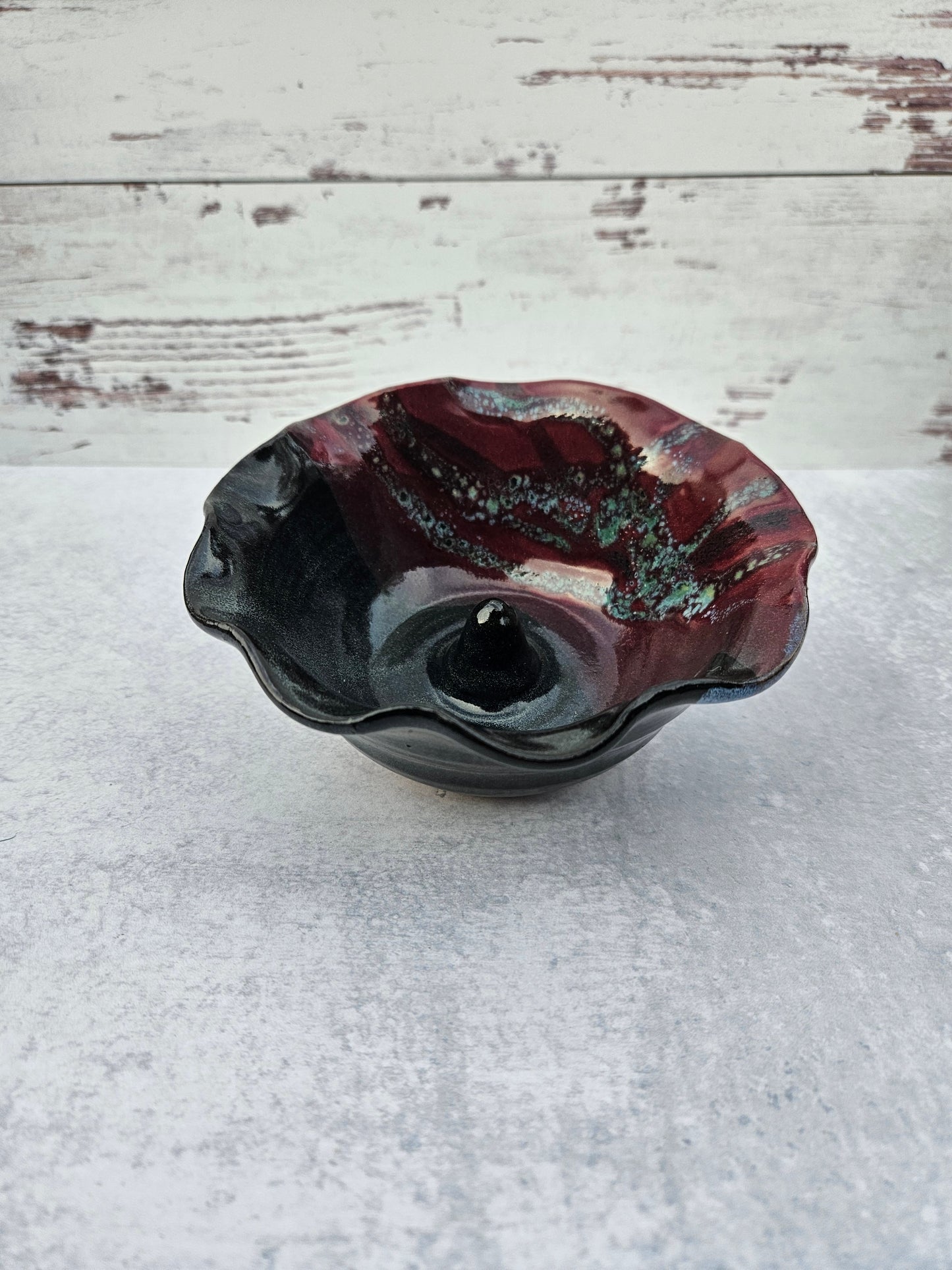 Apple / Onion Baker | Burgundy - Black
